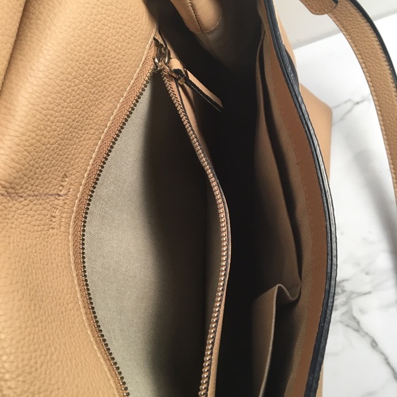 THE ROW - Picture 5 of 8